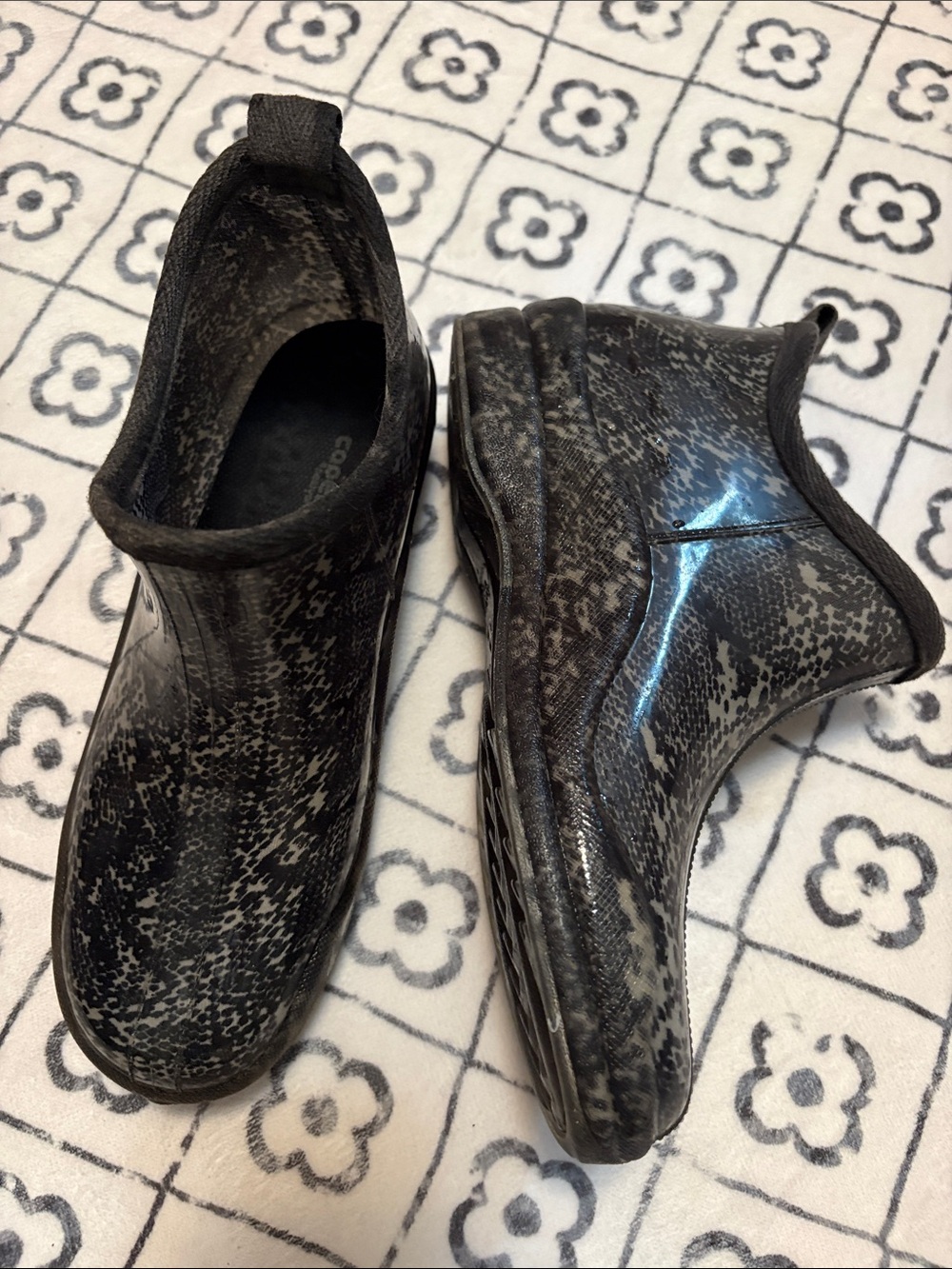 Capelli Black and Gray Speckled Women's Waterproof Ankle Rain Boots